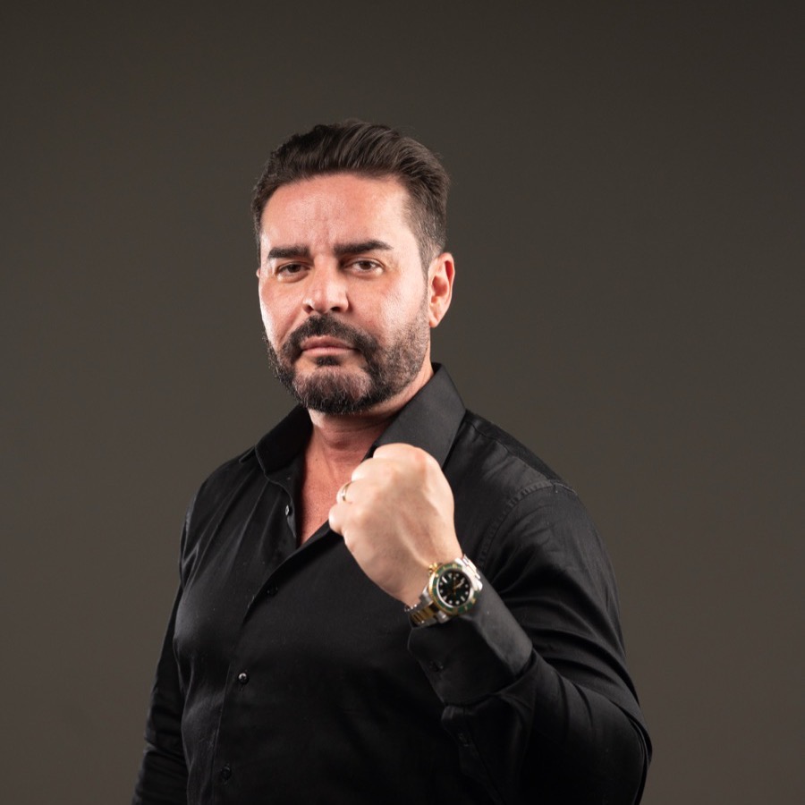 Dr. Pablo Melo